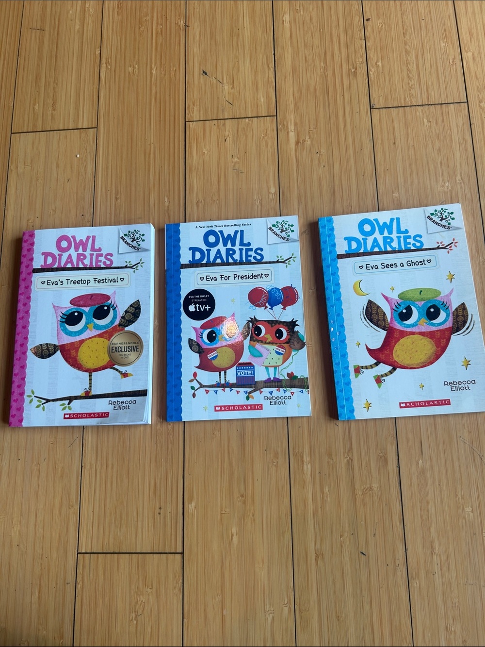 Scholastic Owl Diaries 3-Book Set with a bonus unicorn diaries story